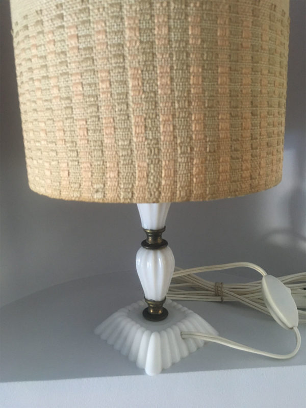 Lampe sur pied  -  La faience - porcelaine - céramique