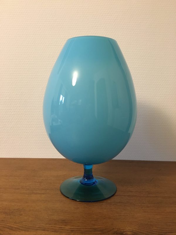 Vase / Coupe Opaline  -  La décoration