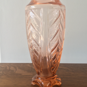 Vase en verre saumon  -  La décoration