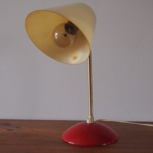 Lampe de bureau  -  L'éclairage