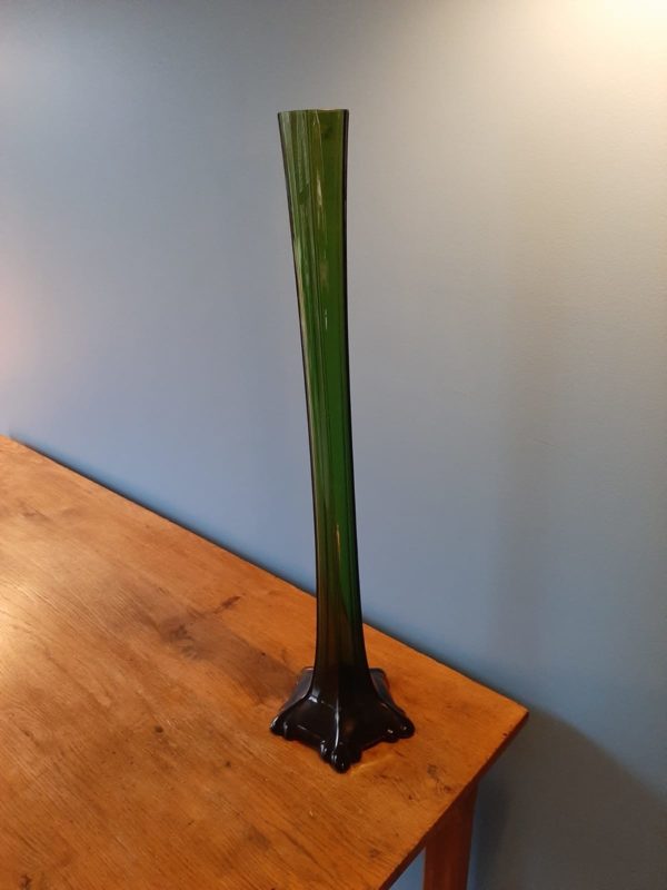 Grand vase soliflore  -  La décoration
