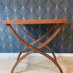 Table en bois pliante  -  La maison