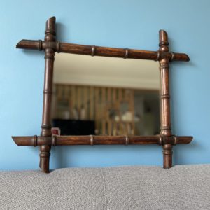 Miroir en bois façon bambou  -  La décoration