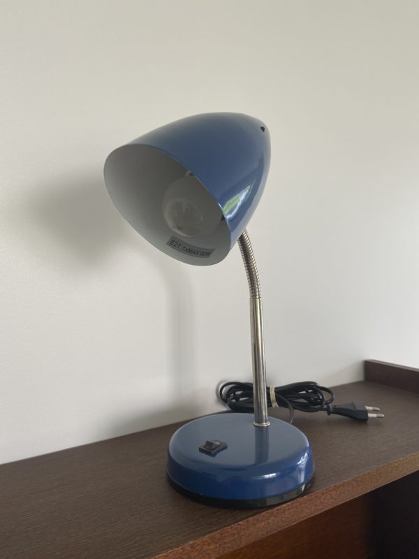 Lampe de bureau bleue azur  -  L'éclairage